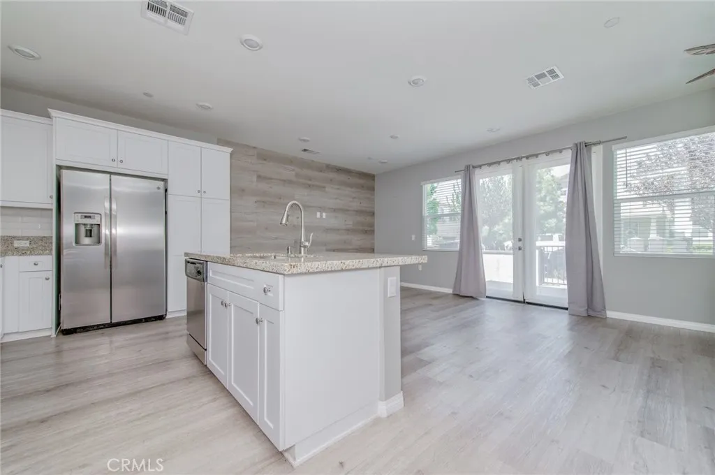 16039 Voyager, Chino, California 91708 — photo 4