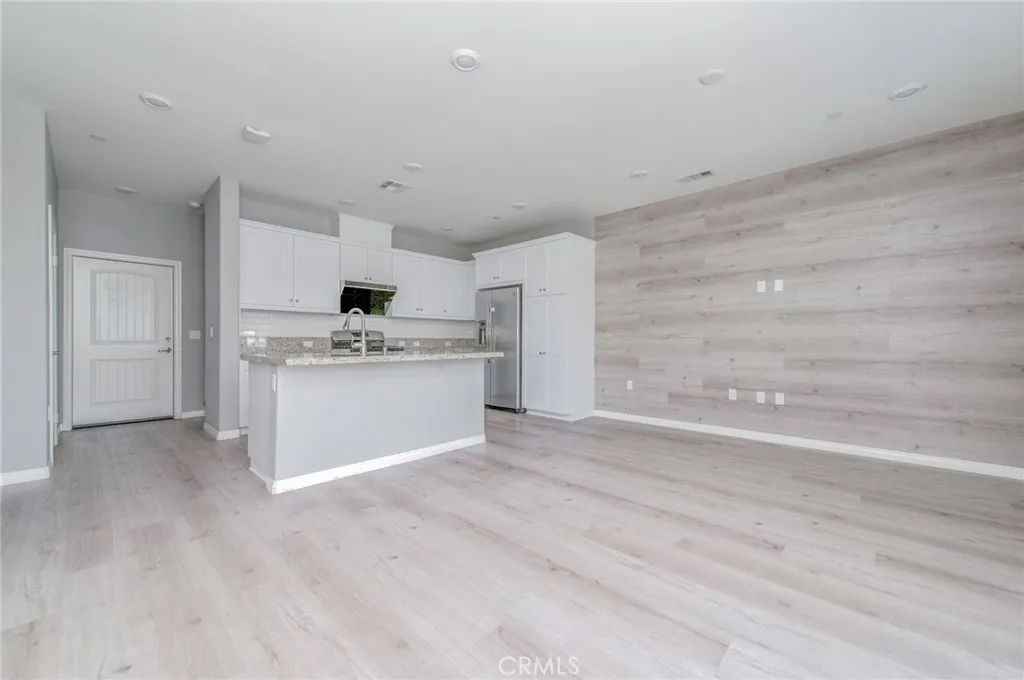 16039 Voyager, Chino, California 91708 — photo 5