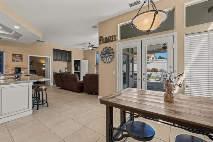 Breakfast Nook