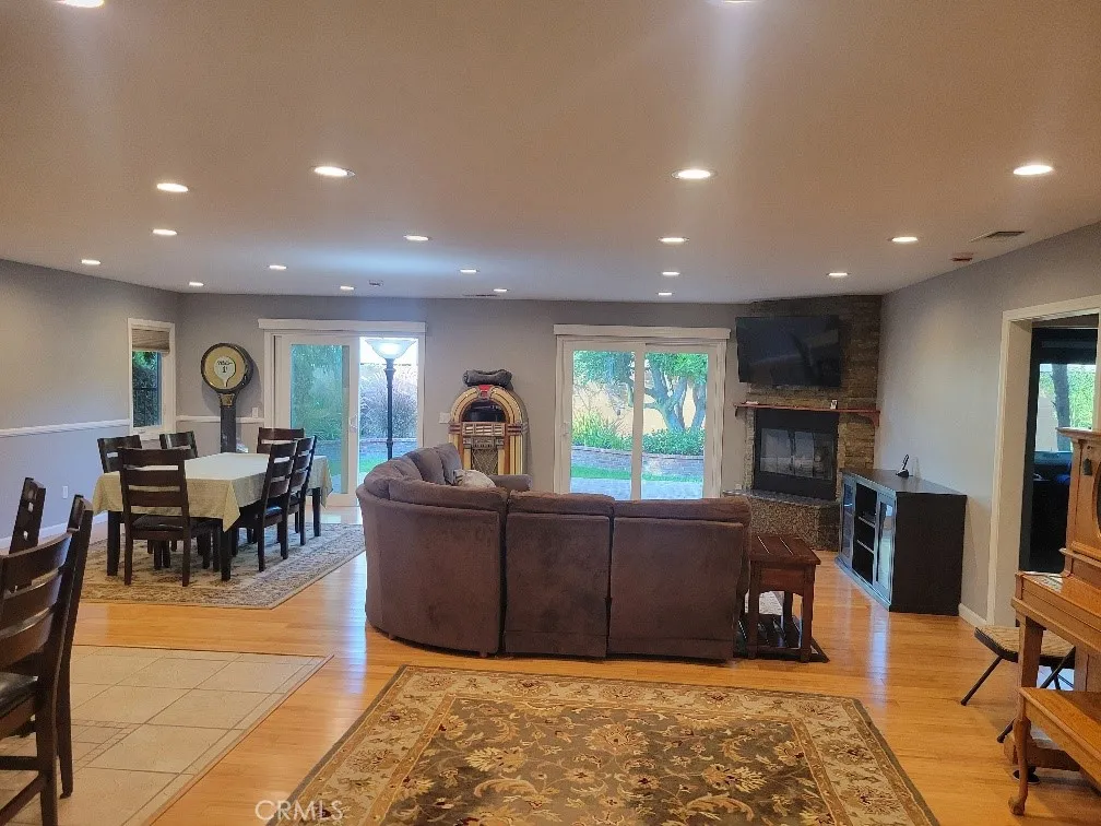 244 Via Buena Ventura, Torrance, California 90277 — photo 5