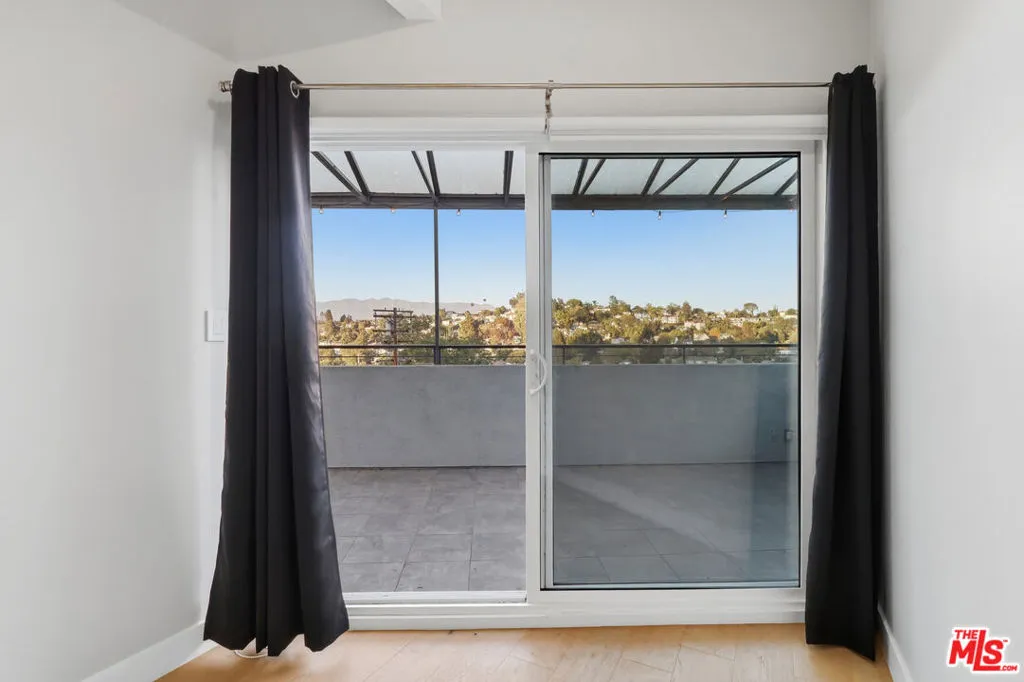 2nd bedroom with balcony
