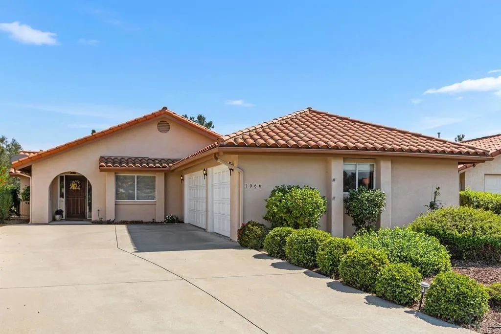 1066 Ridge Heights Dr