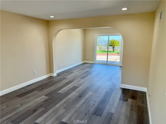 19608 Shadow Glen Circle, Northridge, California 91326 — photo 5