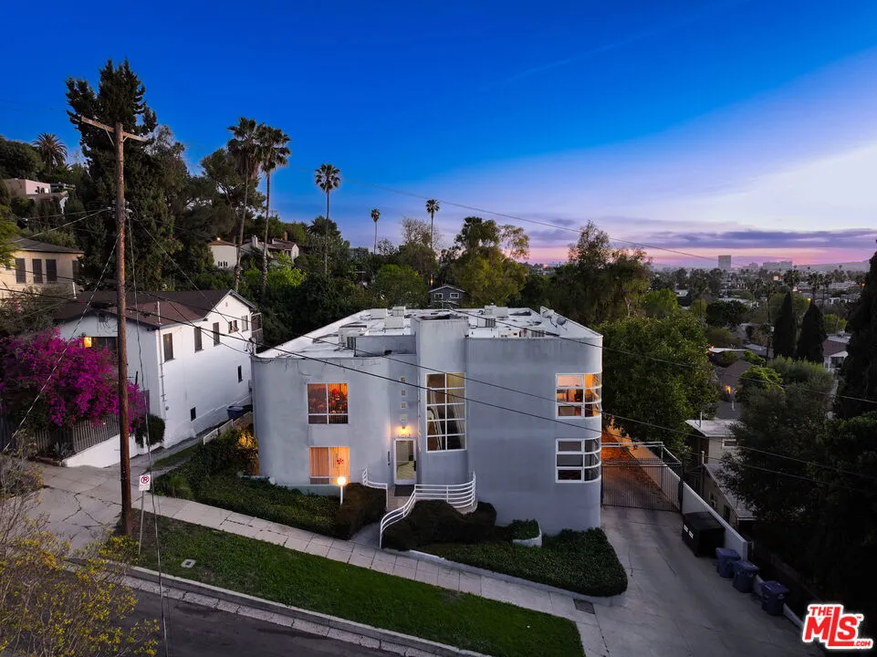 4018 Camero Avenue, Los Angeles, California 90027 — photo 4