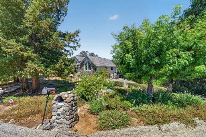 13204 Wright Way, Los Altos Hills, California 94022 — photo 5