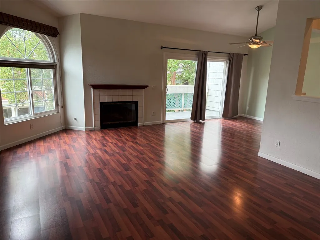 7532 Seaspring 201, Huntington Beach, California 92648 — photo 4