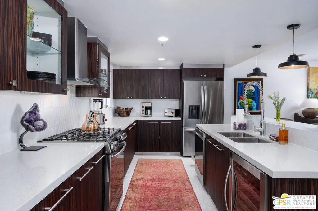 588 E San Lorenzo Road 204, Palm Springs, California 92264 — photo 4
