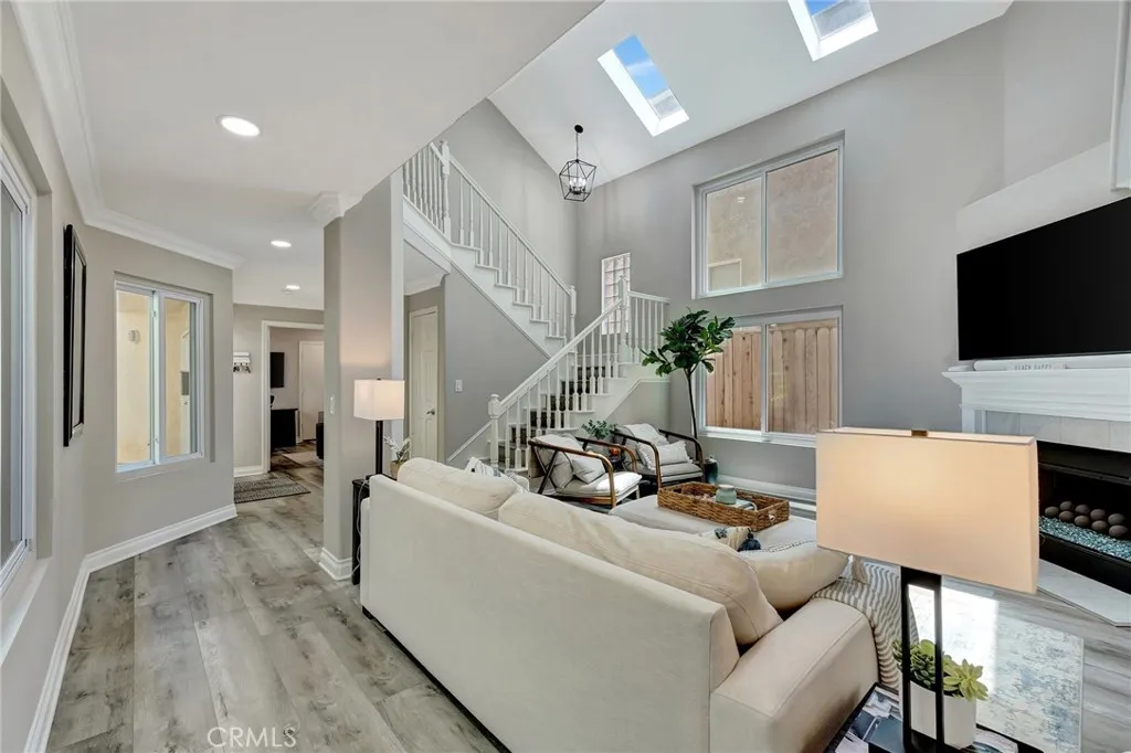 1209 Alabama Street, Huntington Beach, California 92648 — photo 4