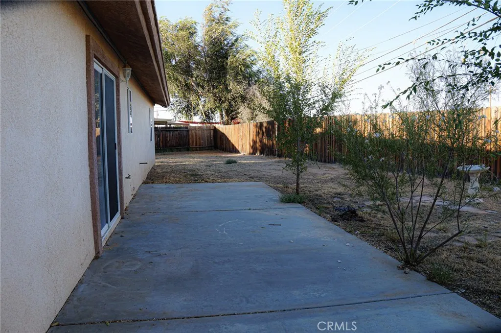 21432 Keller Court, California City, California 93505 — photo 5