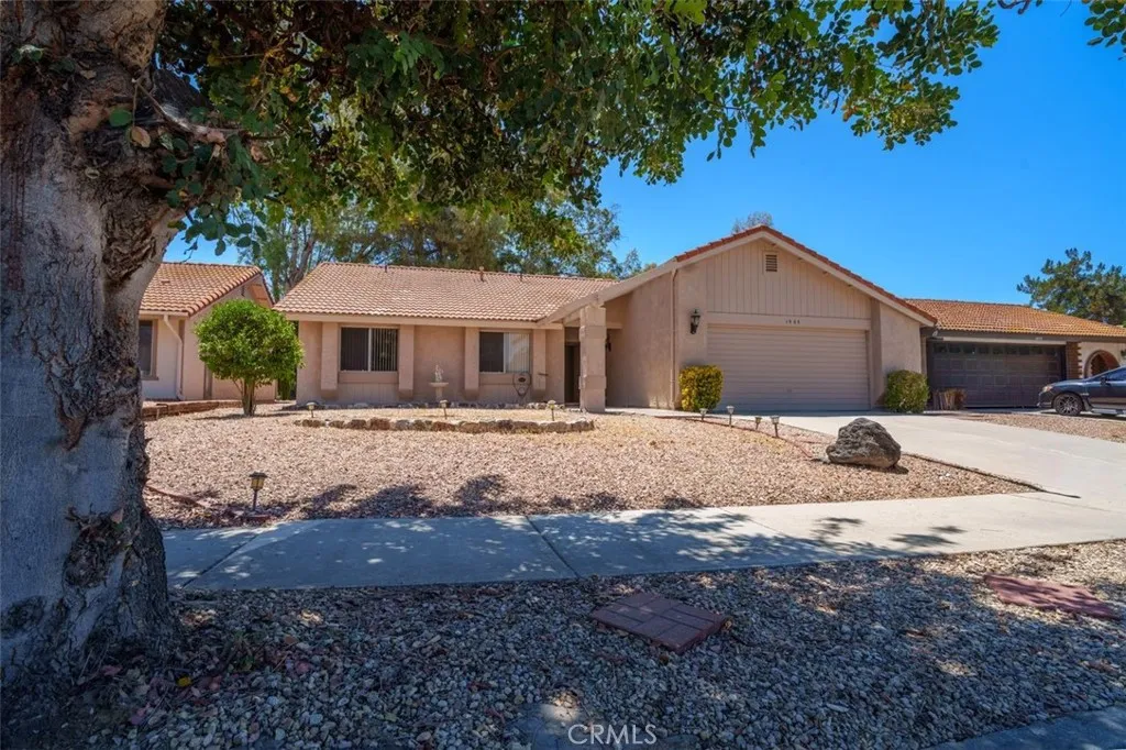1925 Silver Oak Way, Hemet, California 92545 — photo 5