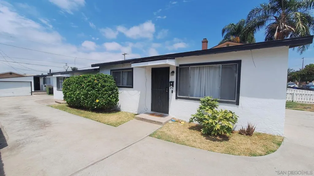 223 Madrona