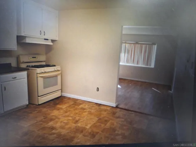 UNIT A KITCHEN