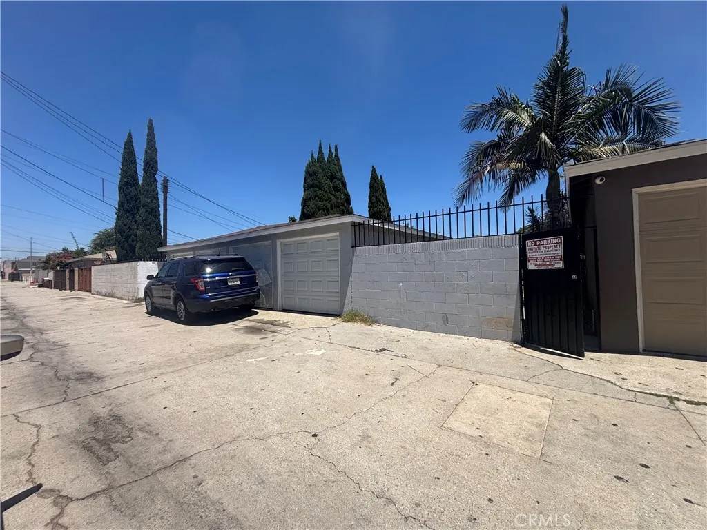 623 Gulf Ave, Wilmington, California 90744 — photo 5
