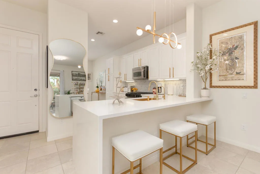 Kitchen Entrance