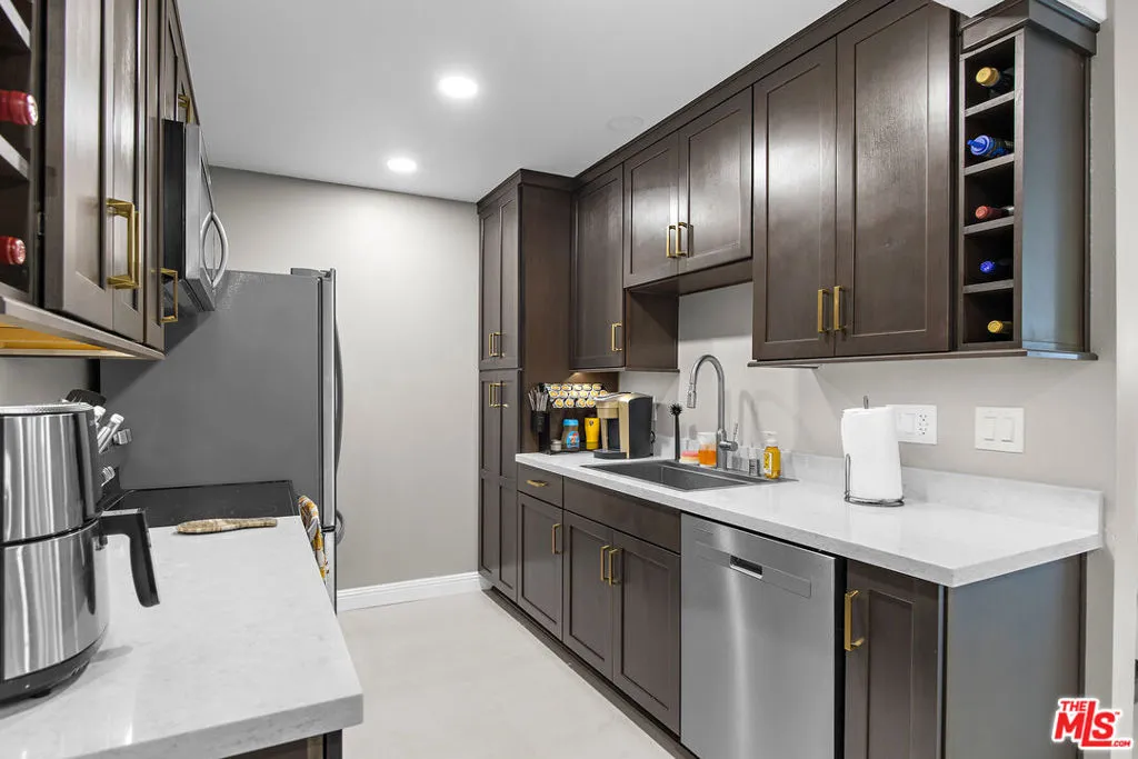 340 S Miraleste Drive 269, San Pedro, California 90732 — photo 5