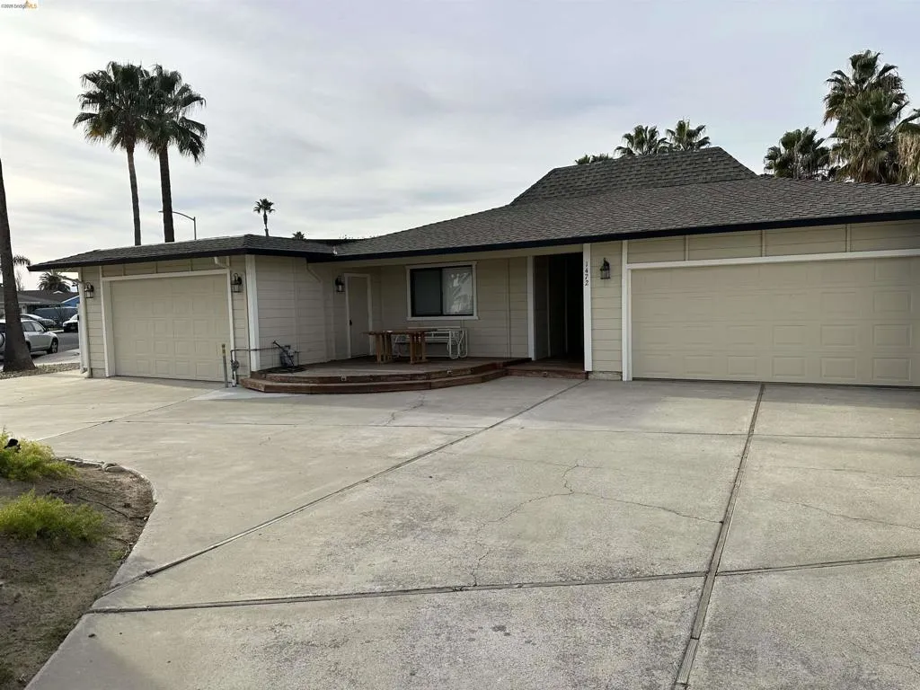 1472 Willow Lake Rd