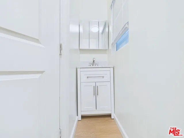 Bathroom 1.1