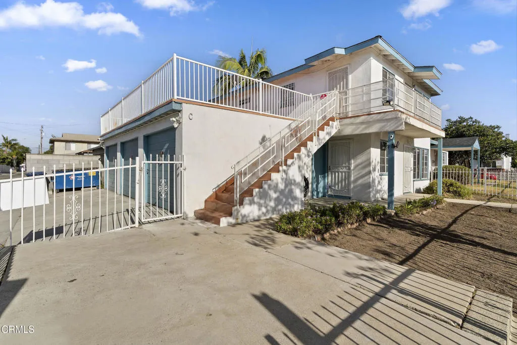 11538 Eucalyptus Ave