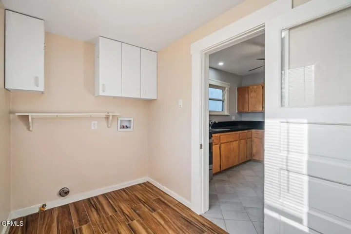 33 S Parkwood Ave - Laundry Room