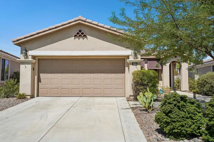 1-web-or-mls-Avenida Linda Vis-S0508-001