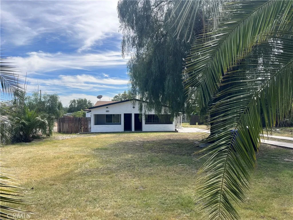 2527 W Third Avenue, San Bernardino, California 92407 — photo 4