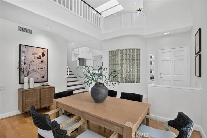 Dining room and high​​‌​​​​‌​​‌‌​​‌​​​‌‌​​​‌​​‌‌​​‌‌​​‌‌​​​​ ceilings