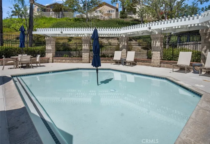 Shallow tot pool about 1.5 feet deep