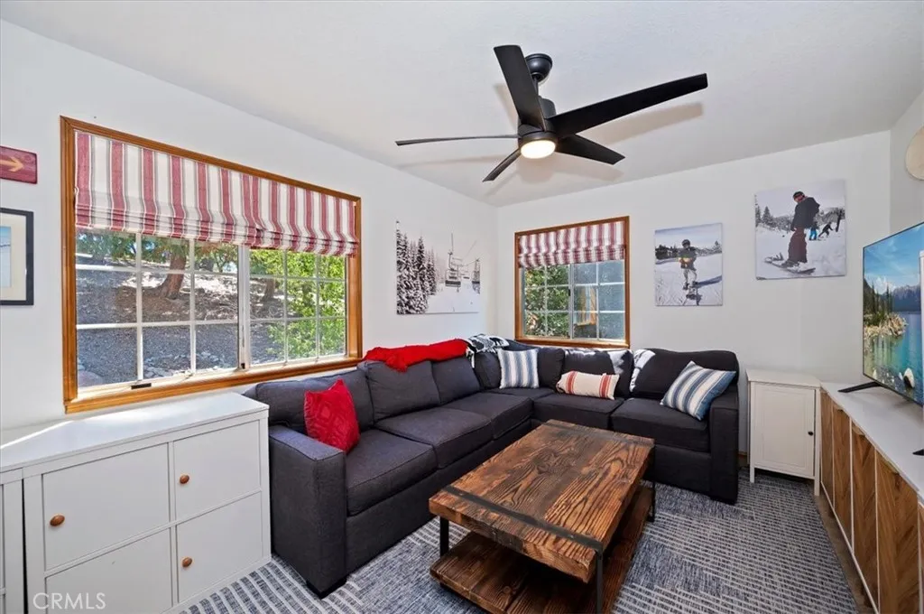 #2 bedroom/den/office