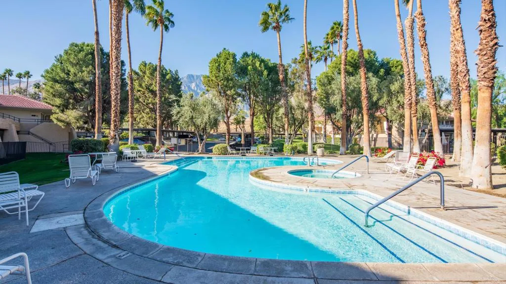 28-Were Focused Palm Springs Villas II (