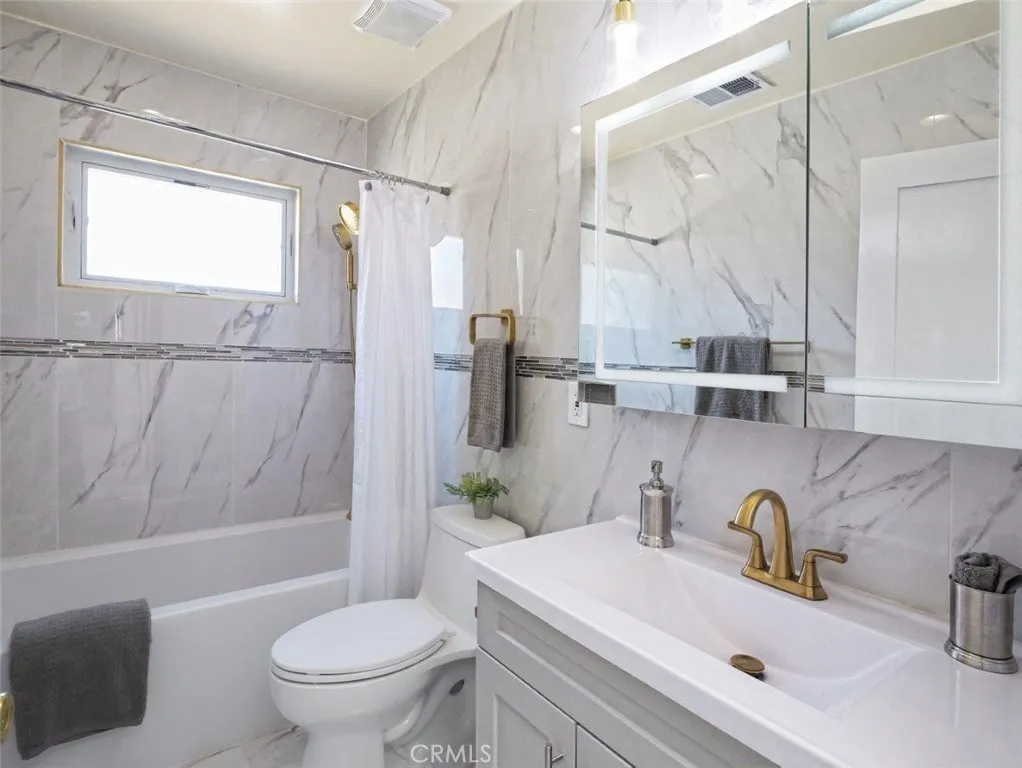 Bathroom #3