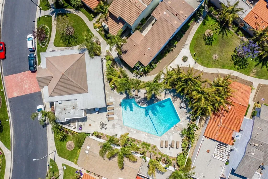 Main pool.  Steps away for 7051 Island Village Dr.