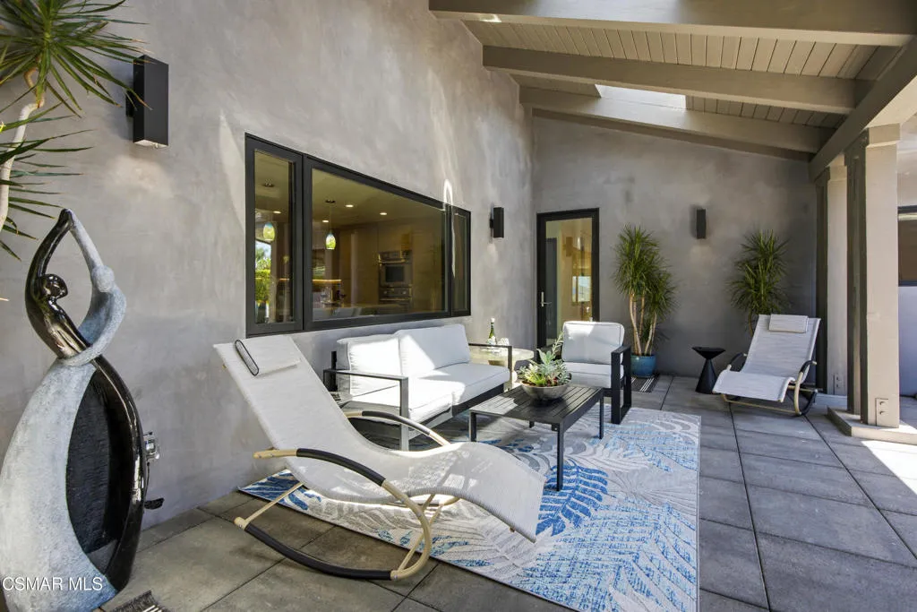 egpimaging_2800LynnviewStreet_006-2_FLEX