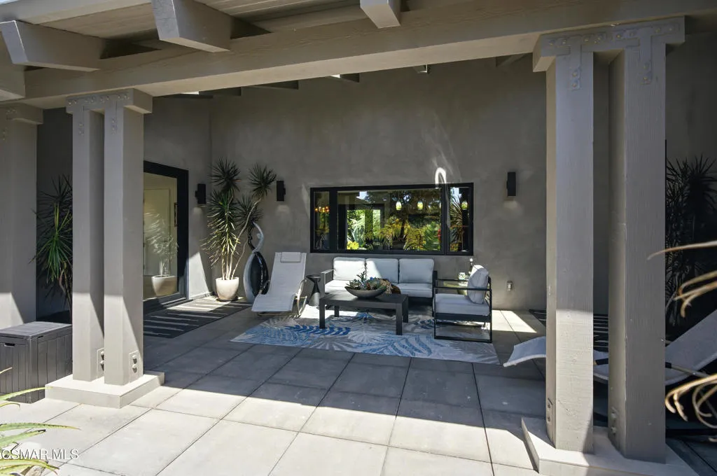egpimaging_2800LynnviewStreet_005-2_FLEX