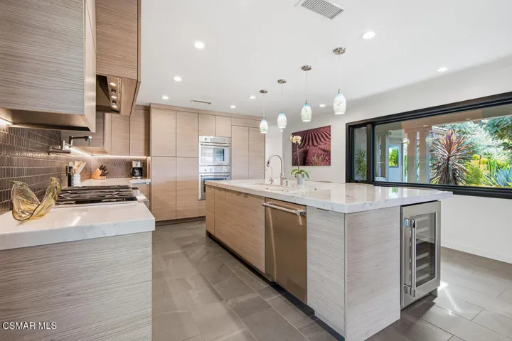 egpimaging_2800LynnviewStreet_019_OTHERM