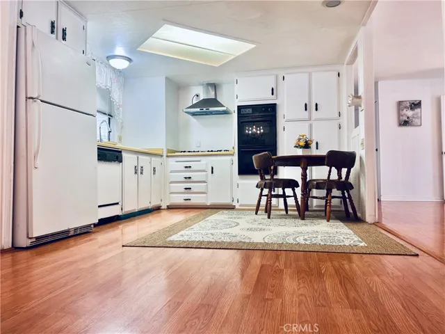 Kitchen - view 4