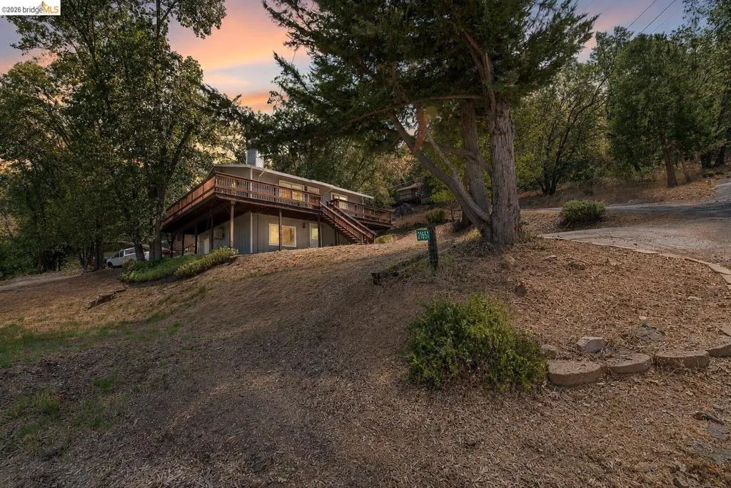 21657 Crystal Lake Dr