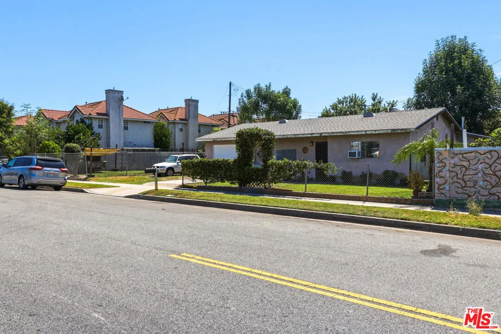 512 N Orange Avenue, La Puente, California 91744 — photo 5