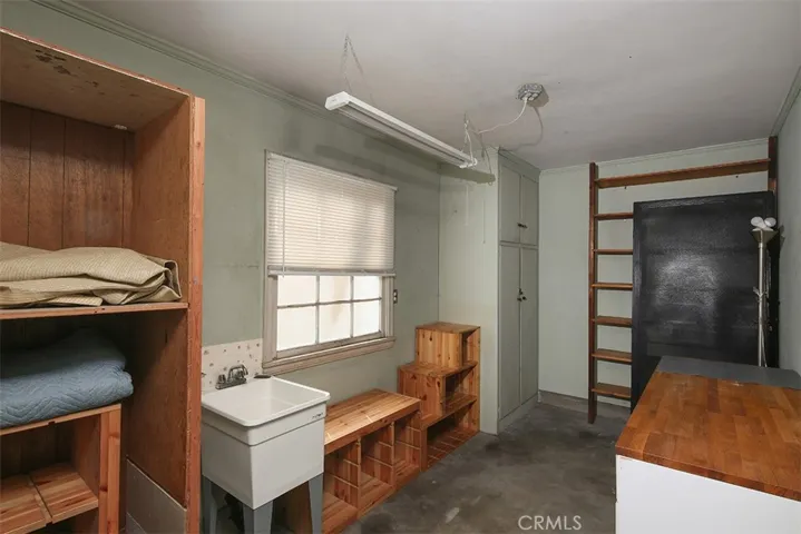 Workshop attached to Garage