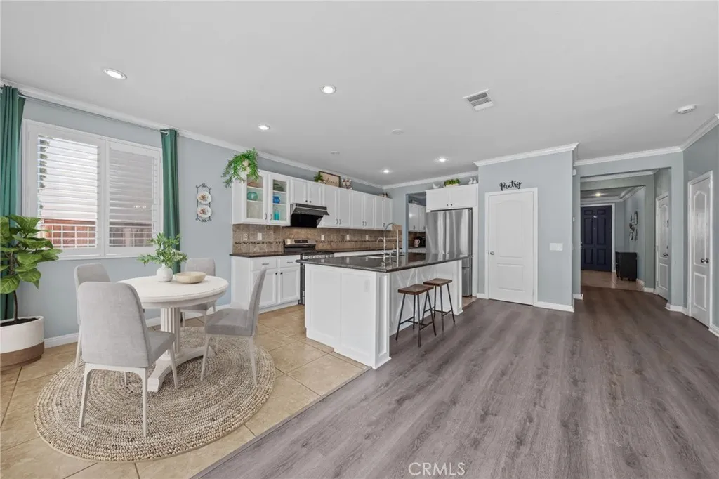 Dining area virtually staged