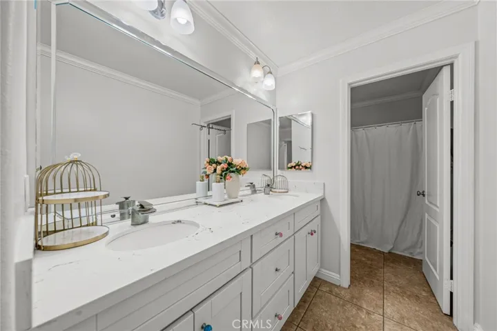 Upstairs bathroom