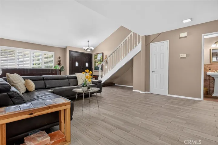 11510 Baird Avenue, Porter Ranch, California 91326 — photo 4