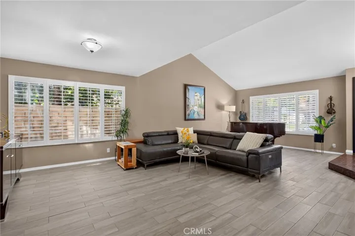 11510 Baird Avenue, Porter Ranch, California 91326 — photo 5