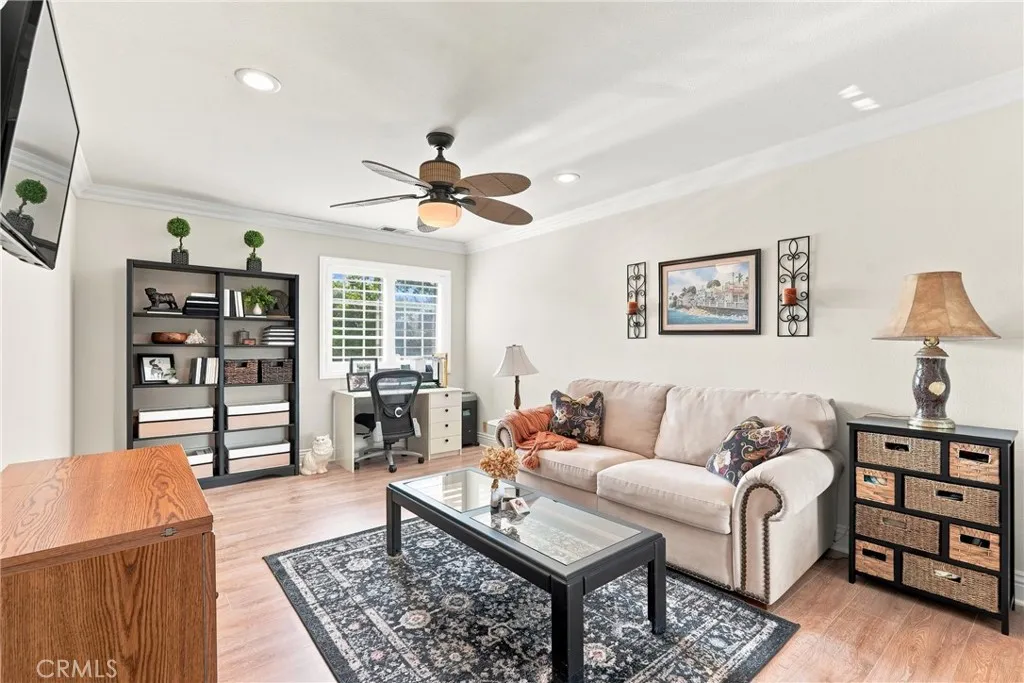 2nd level bedroom