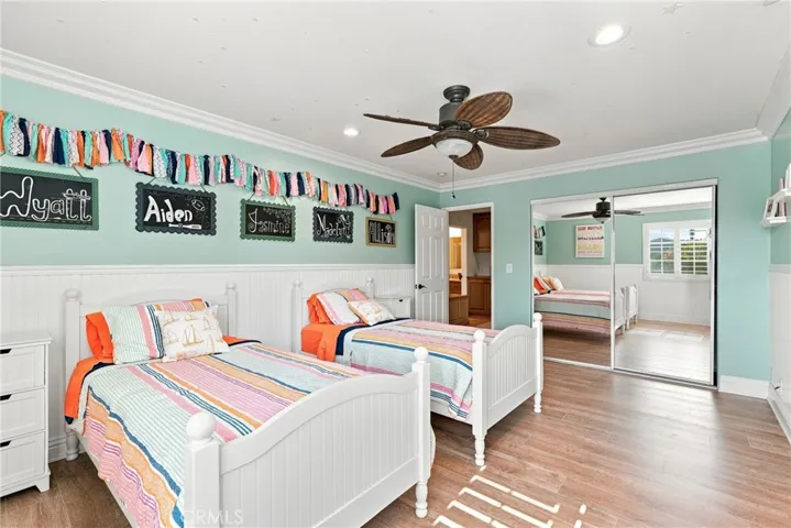 2nd level bedroom