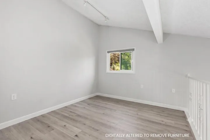 Loft 2
