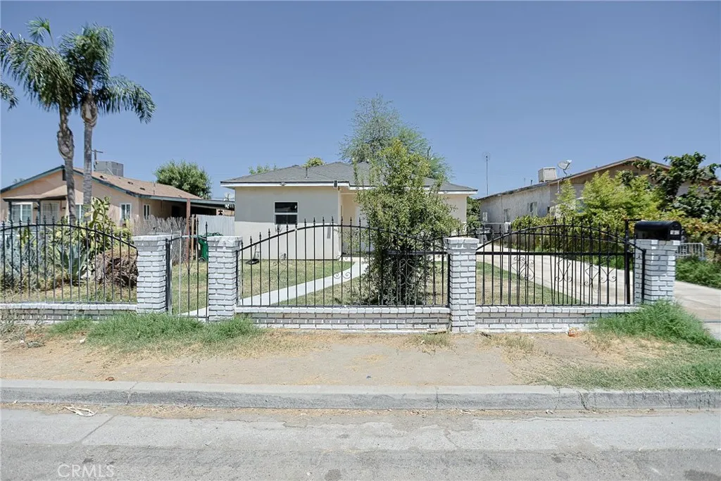 1012 Feliz, Bakersfield, California 93307 — photo 5