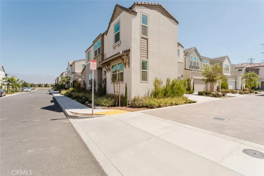 4101 S Sunflower Paseo, Ontario, California 91761 — photo 5