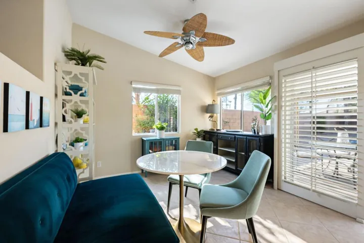 17-web-or-mls-KK_Virginia_0825_OPMG_017