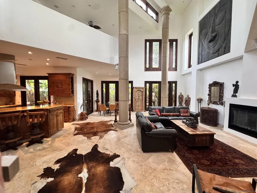 633 Fern Glen, La Jolla, California 92037 — photo 5