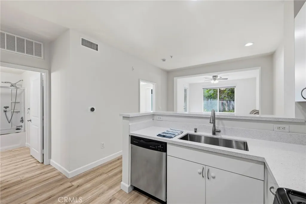 1801 E Katella Avenue 1096, Anaheim, California 92805 — photo 4